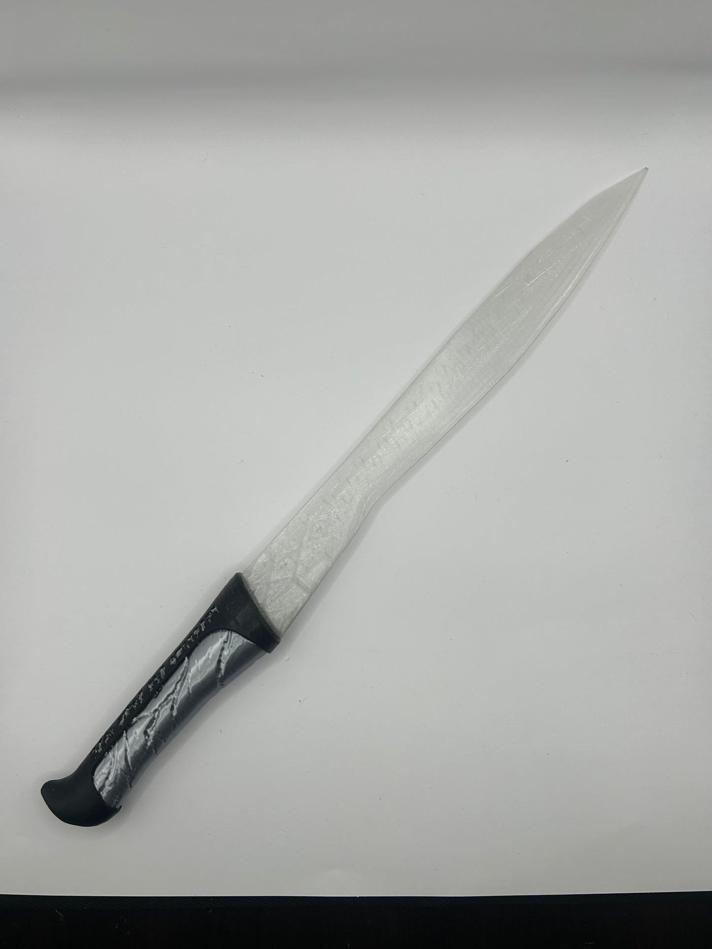 Dune-Crystal Dagger